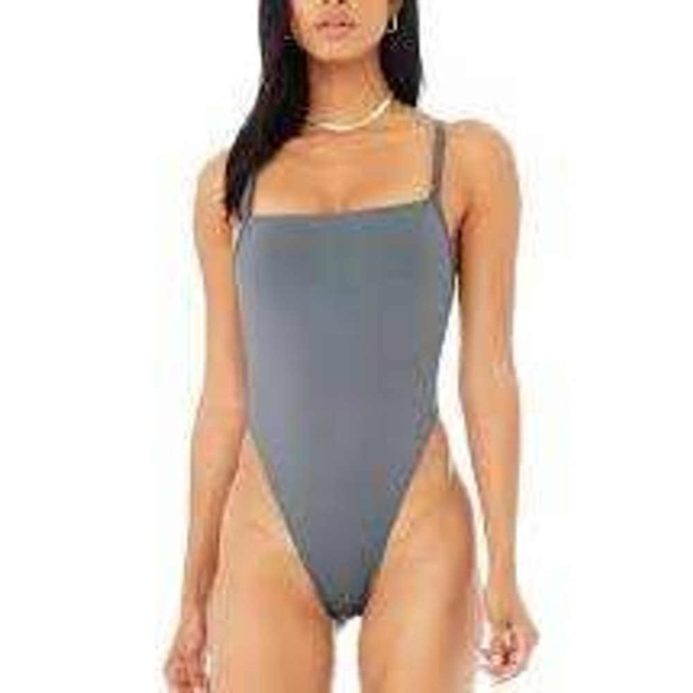 Alo Yoga Thrill Seeker Bodysuit Steel Blue XXS W8124R‎ Strappy Back NWT